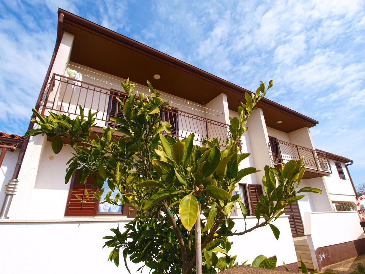Apartments Ivan 1031 Fažana Esterno foto
